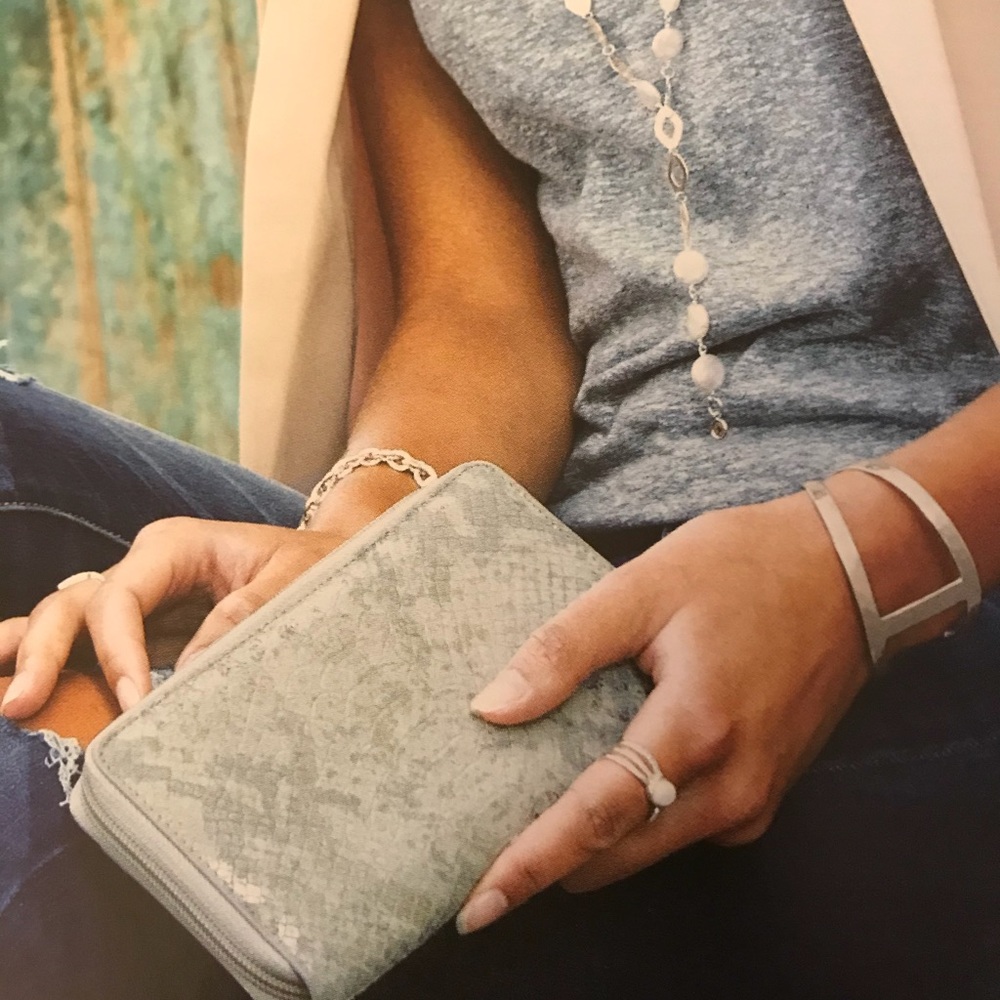 Silpada Margeaux Wallet Item F0014